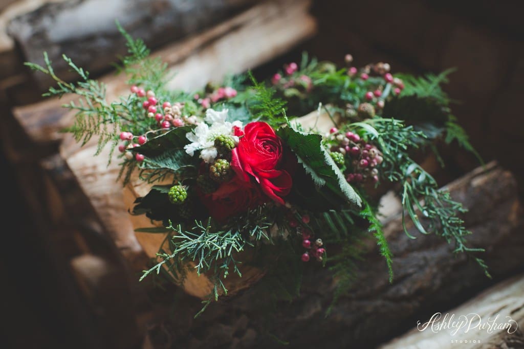 winter wedding, rustic wedding, winter holiday party, winter wedding bouquet