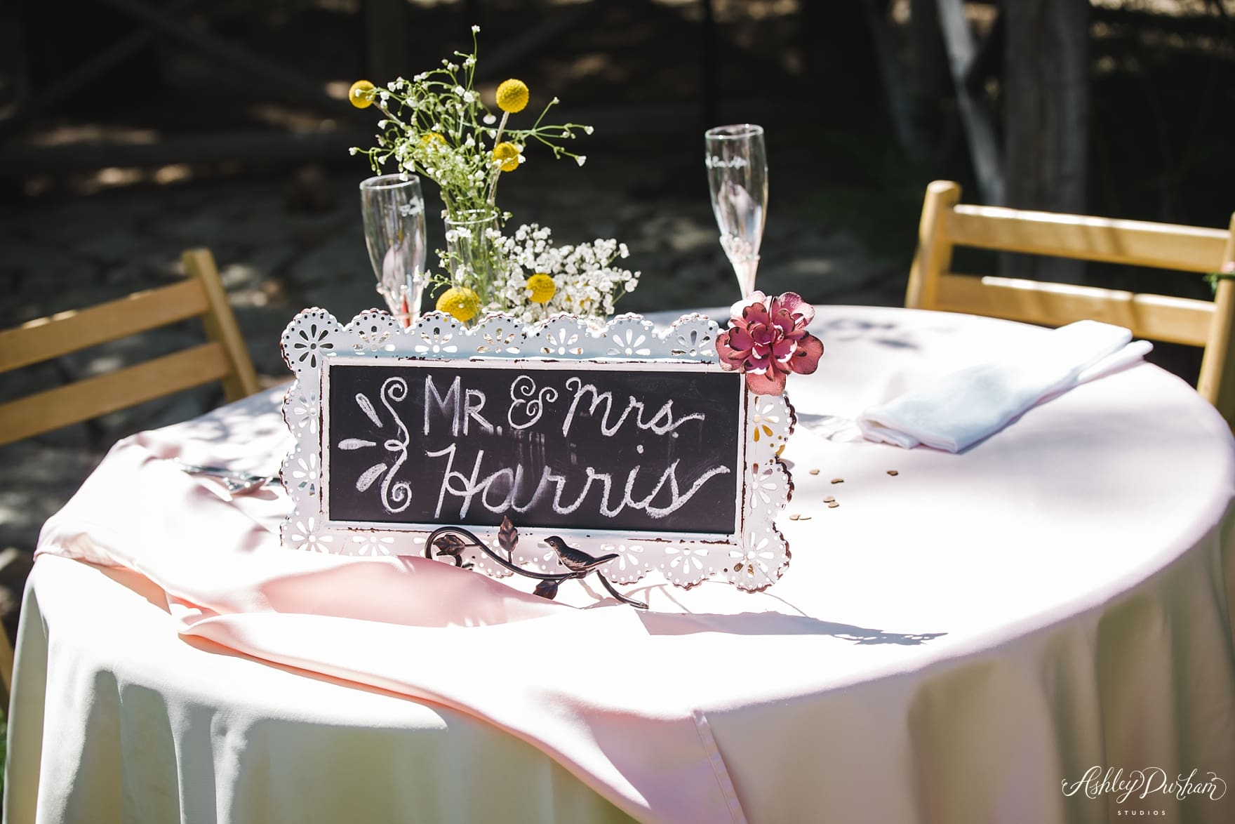 DIY wedding sweetheart table, Inn at Fawnskin Wedding, Fawnksin Wedding, Big Bear Lake Wedding