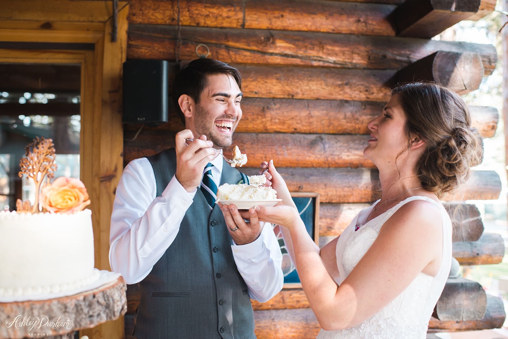 Inn at Fawnskin Wedding, Fawnksin Wedding, Big Bear Lake Wedding, cake cutting, lemon wedding cake