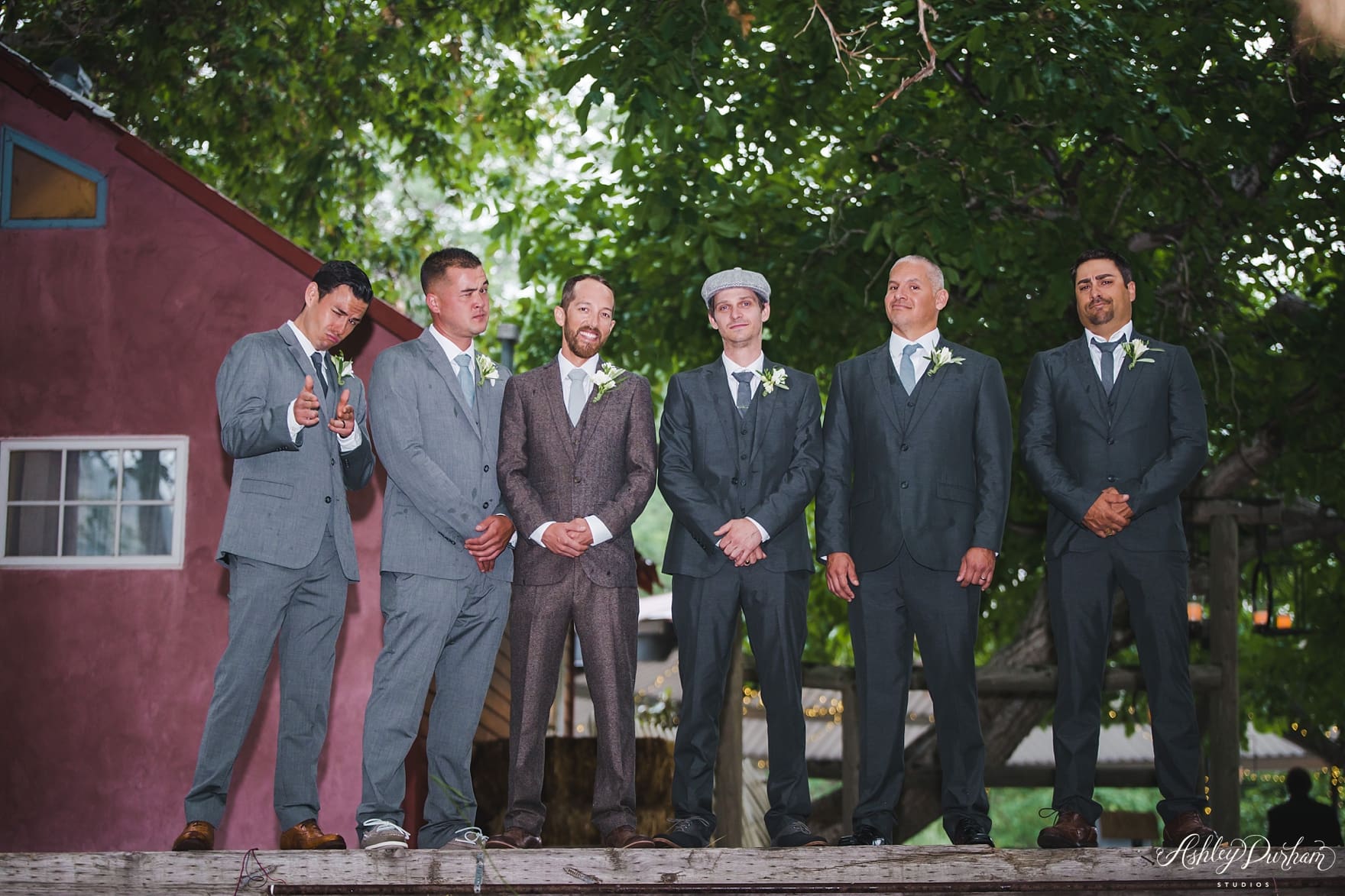 green mountain ranch, mismatching groomsmen suits, simple grooms suits