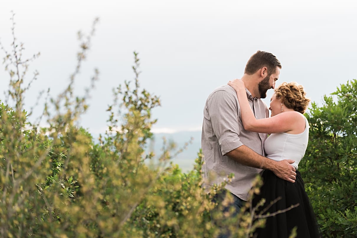 castle rock photographer, daniels park, daniels park couples session, colorado anniversary session