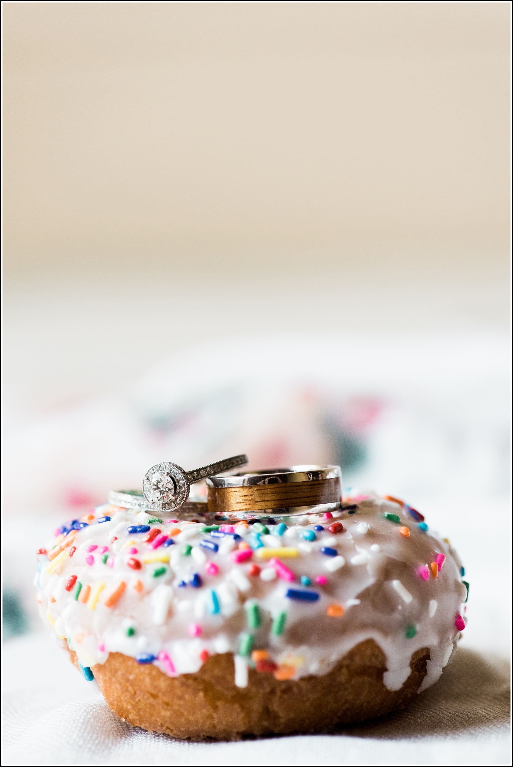  favorite wedding images 2016, wedding photos from 2016, our favorite wedding photos, donut and ring, sprinkled wedding donut