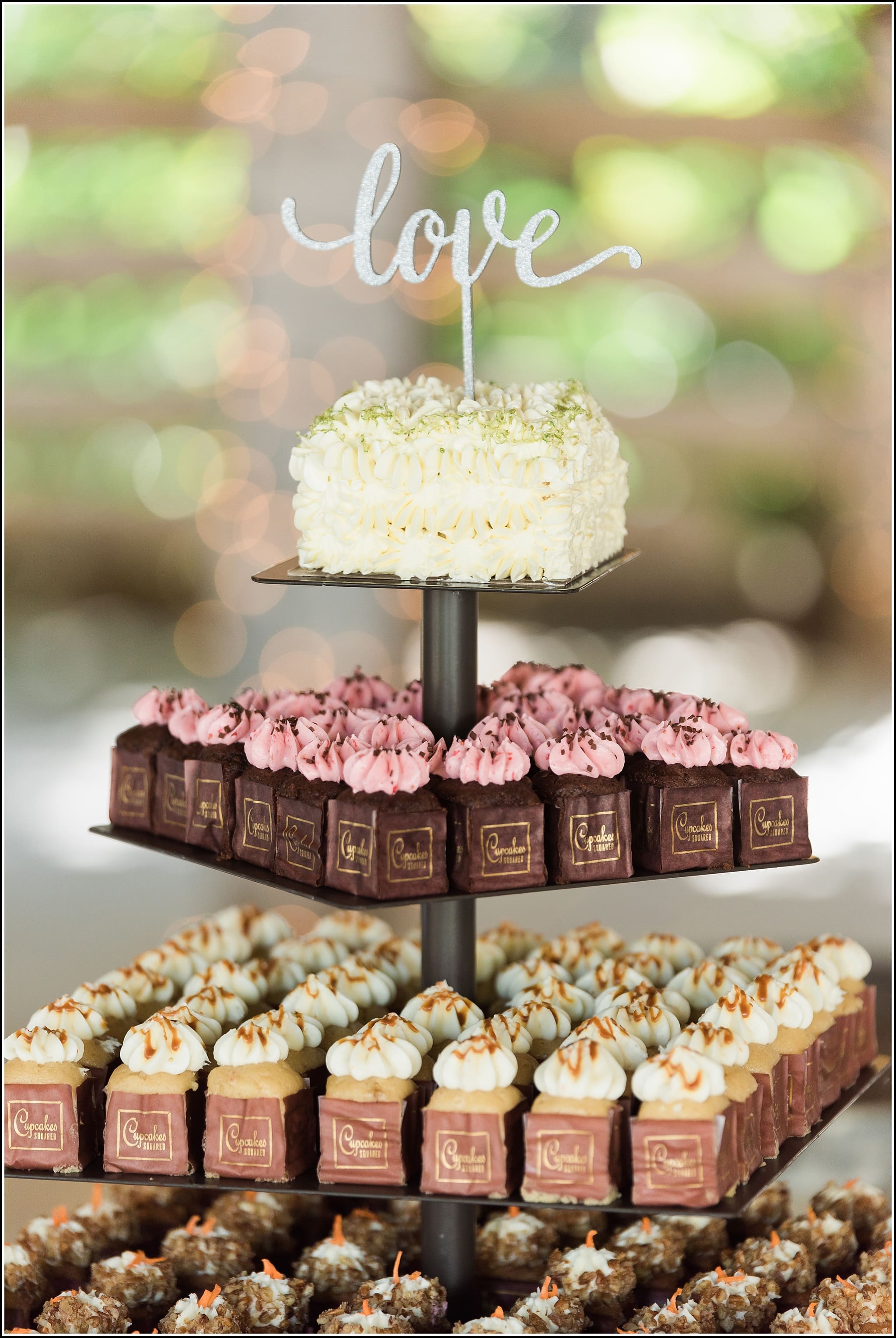  favorite wedding images 2016, wedding photos from 2016, our favorite wedding photos, cupcake wedding tower