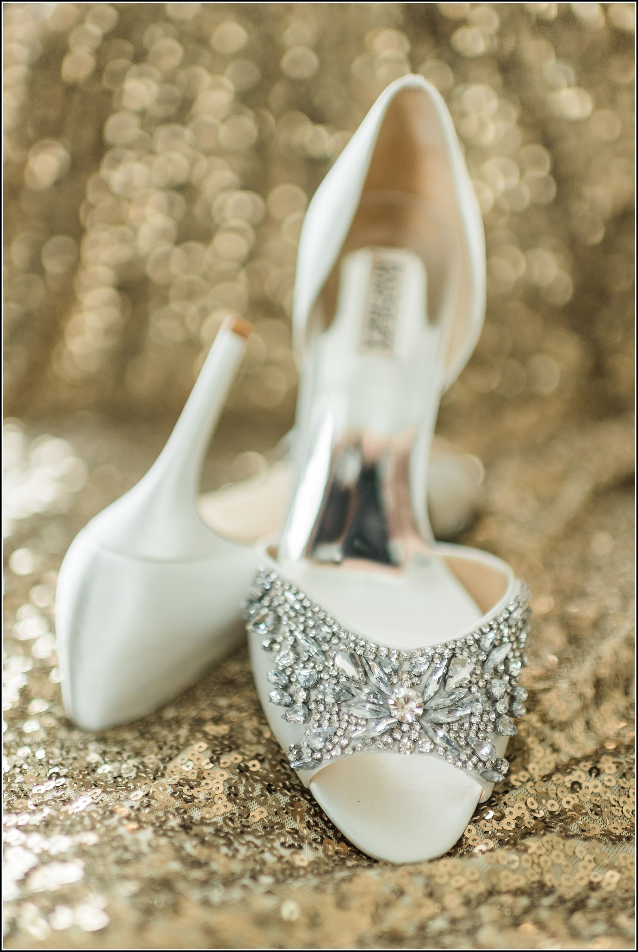  favorite wedding images 2016, wedding photos from 2016, our favorite wedding photos, bridal heels