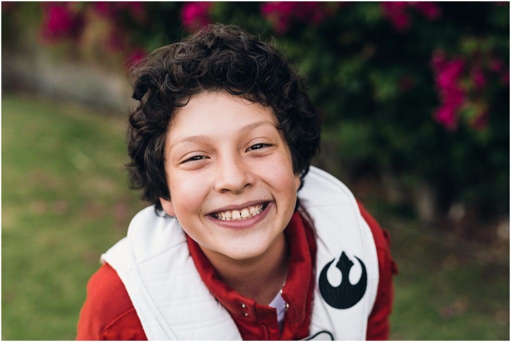 little boy in star wars clothing