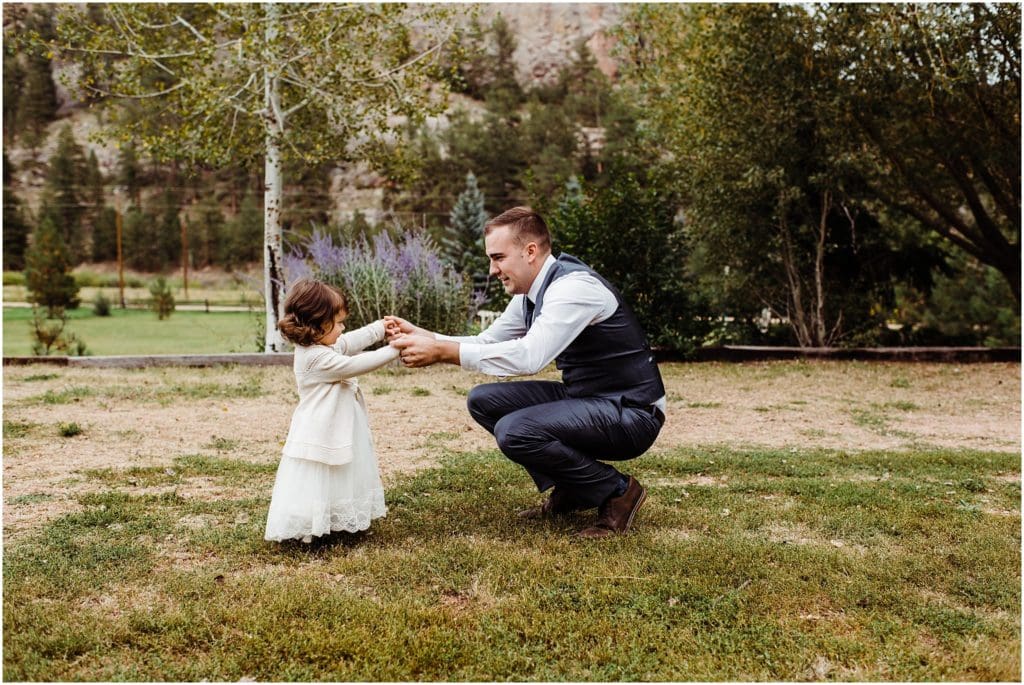 groom dancing with his daughter