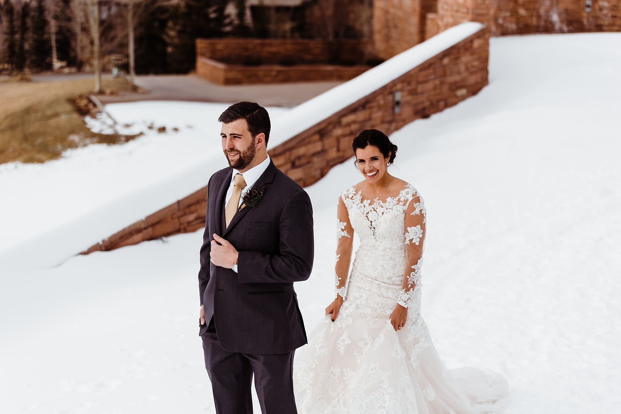 wedding first look in the snow