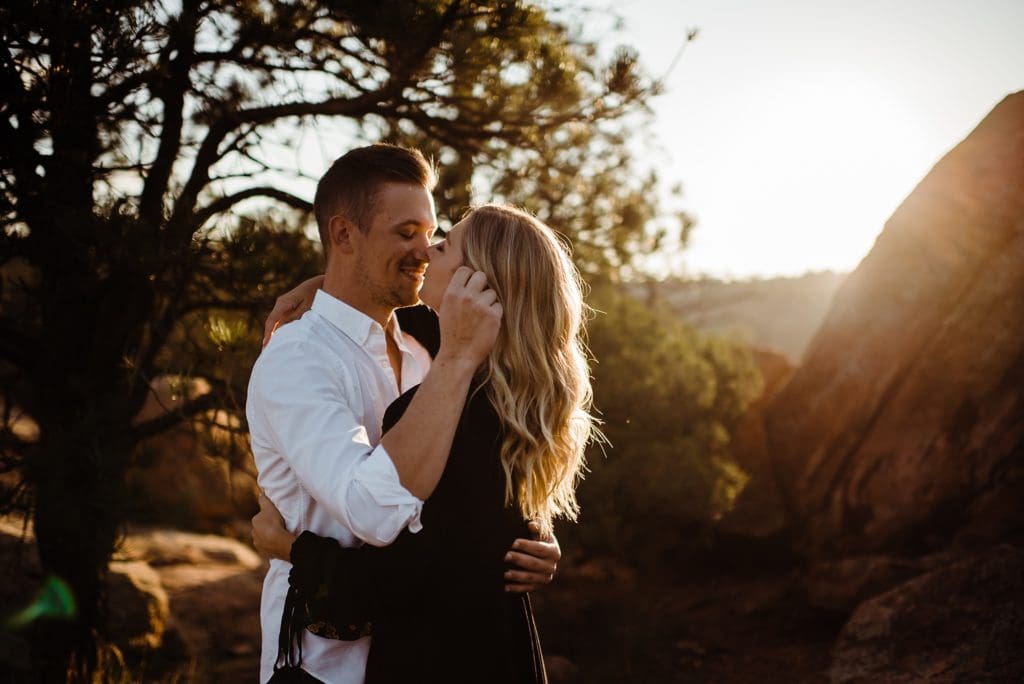 romantic sunrise engagement session at garden of the gods