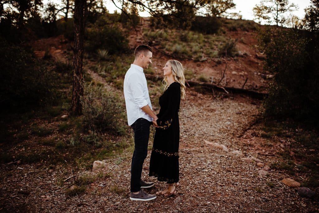 romantic sunrise engagement session at garden of the gods