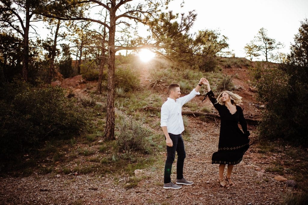 romantic sunrise engagement session at garden of the gods