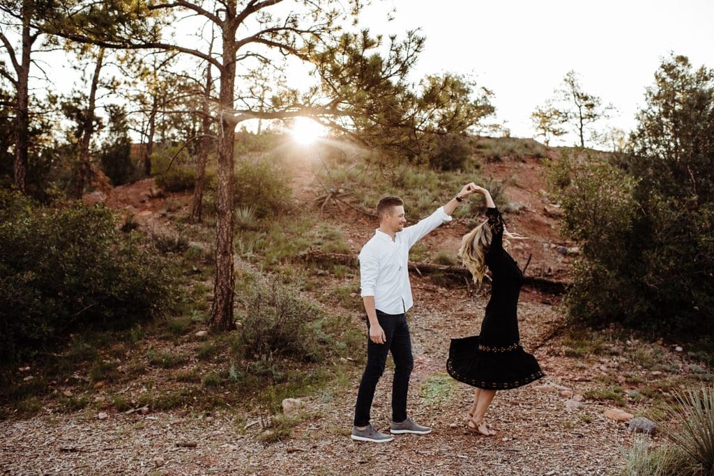 romantic sunrise engagement session at garden of the gods