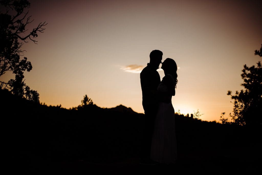 romantic sunrise engagement session at garden of the gods