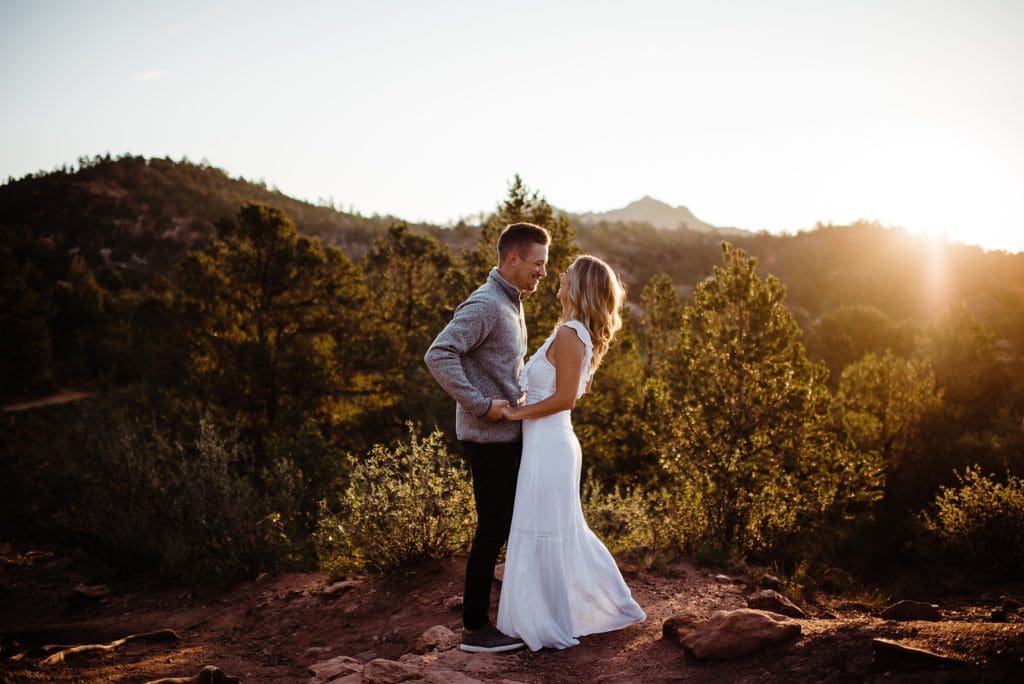 romantic sunrise engagement session at garden of the gods