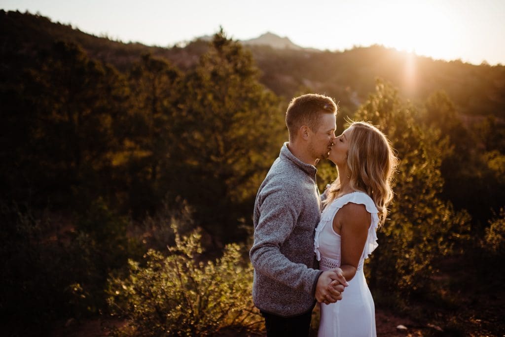 romantic sunrise engagement session at garden of the gods