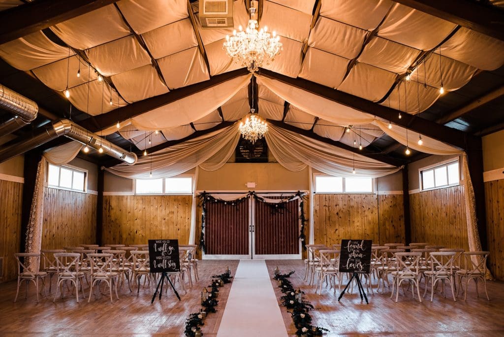 rustic lace barn wedding venue