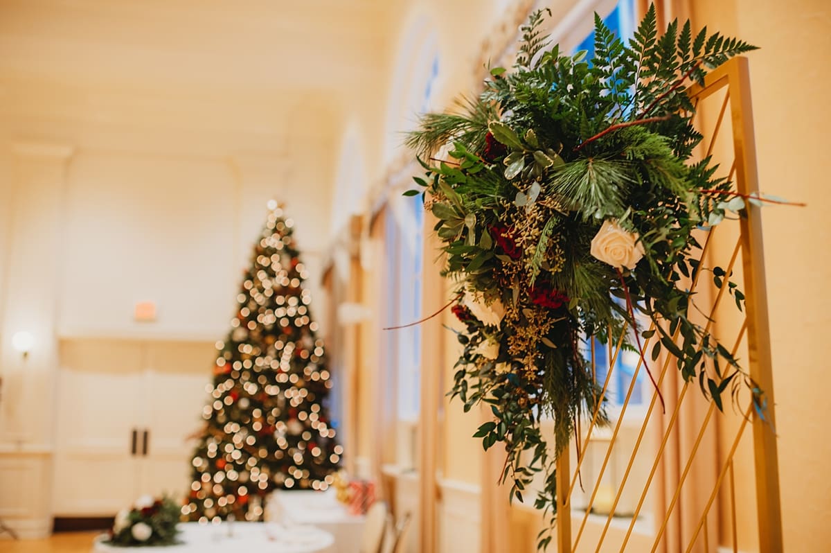 christmas themed wedding reception decor