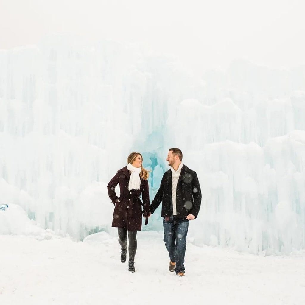 winter engagement session outfit ideas