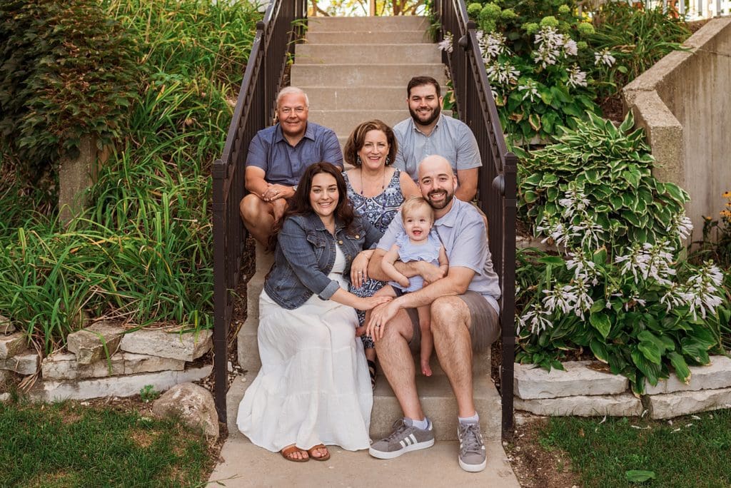 extended family photography in delavan wisconsin