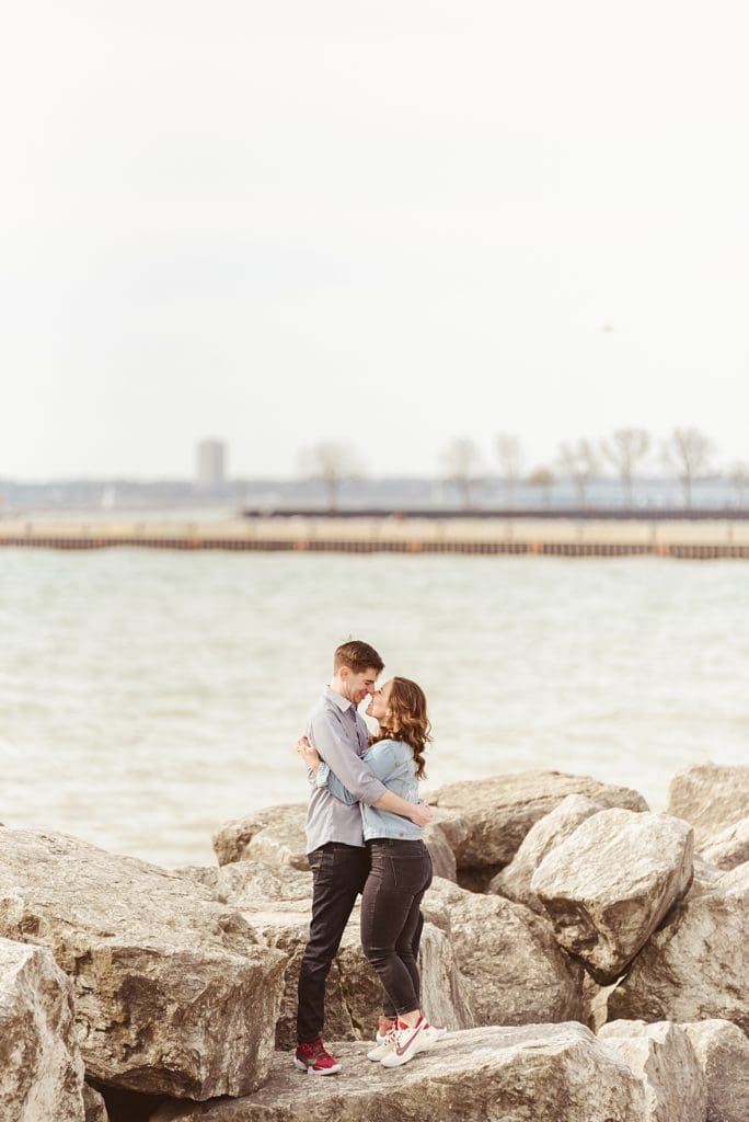 mckinley marina couples session in milwaukee