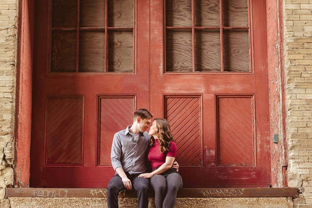 downtown milwaukee couples session