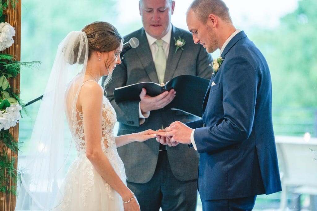 indoor wedding ceremony at blackhawk country club in madison wisconsin