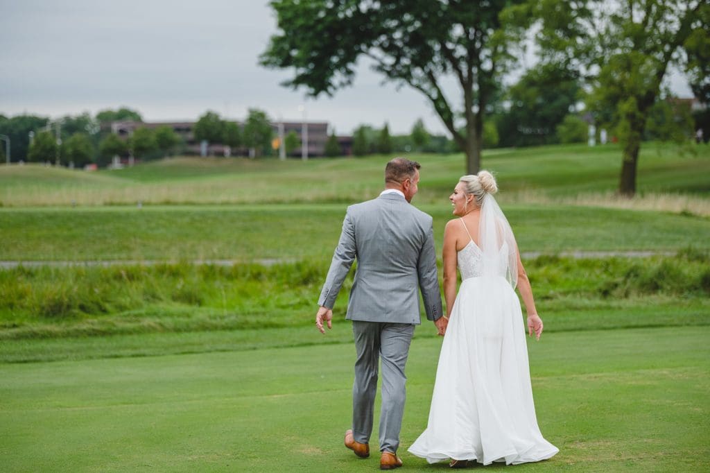 wisconsin golf course wedding photos