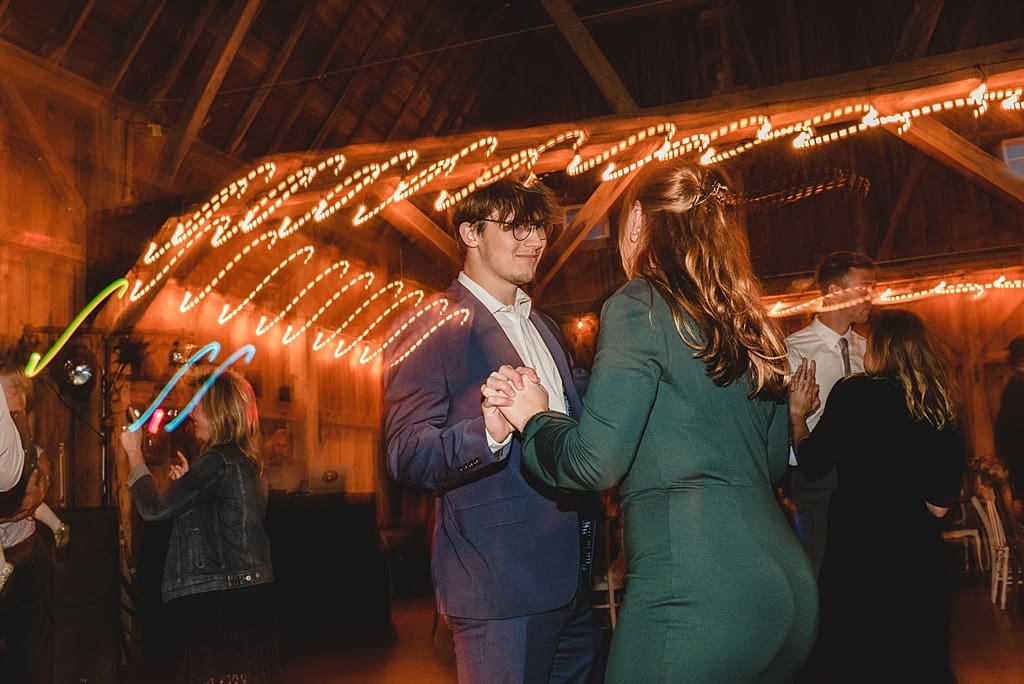fun wedding reception dancing photos
