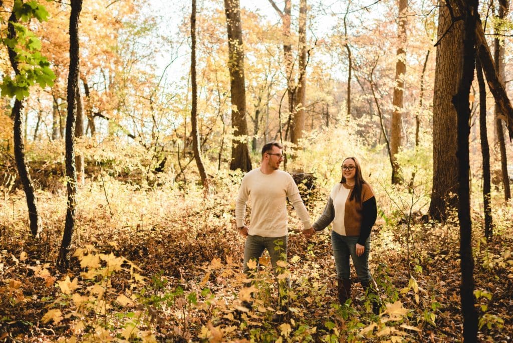 wisconsin engagement session during the autumn