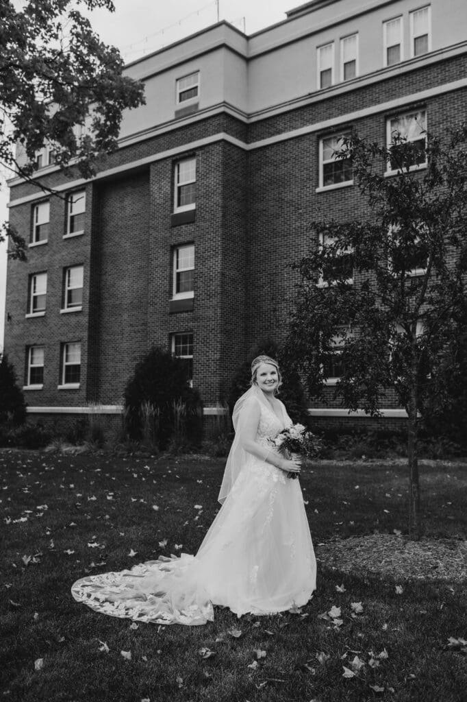 bridal portraits in front of the stella hotel for wedding