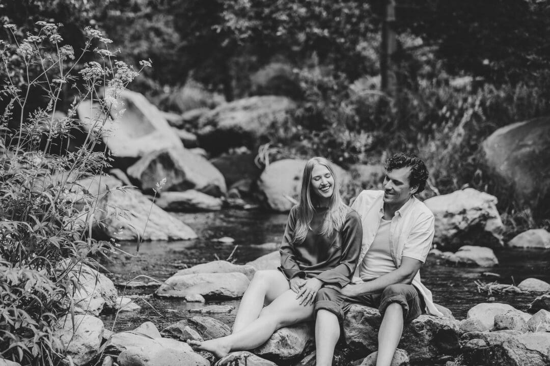 engagement photos in the river in sedona